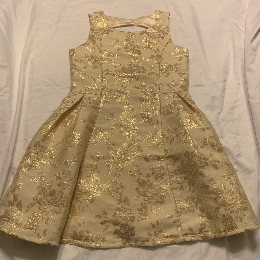 Girls dress